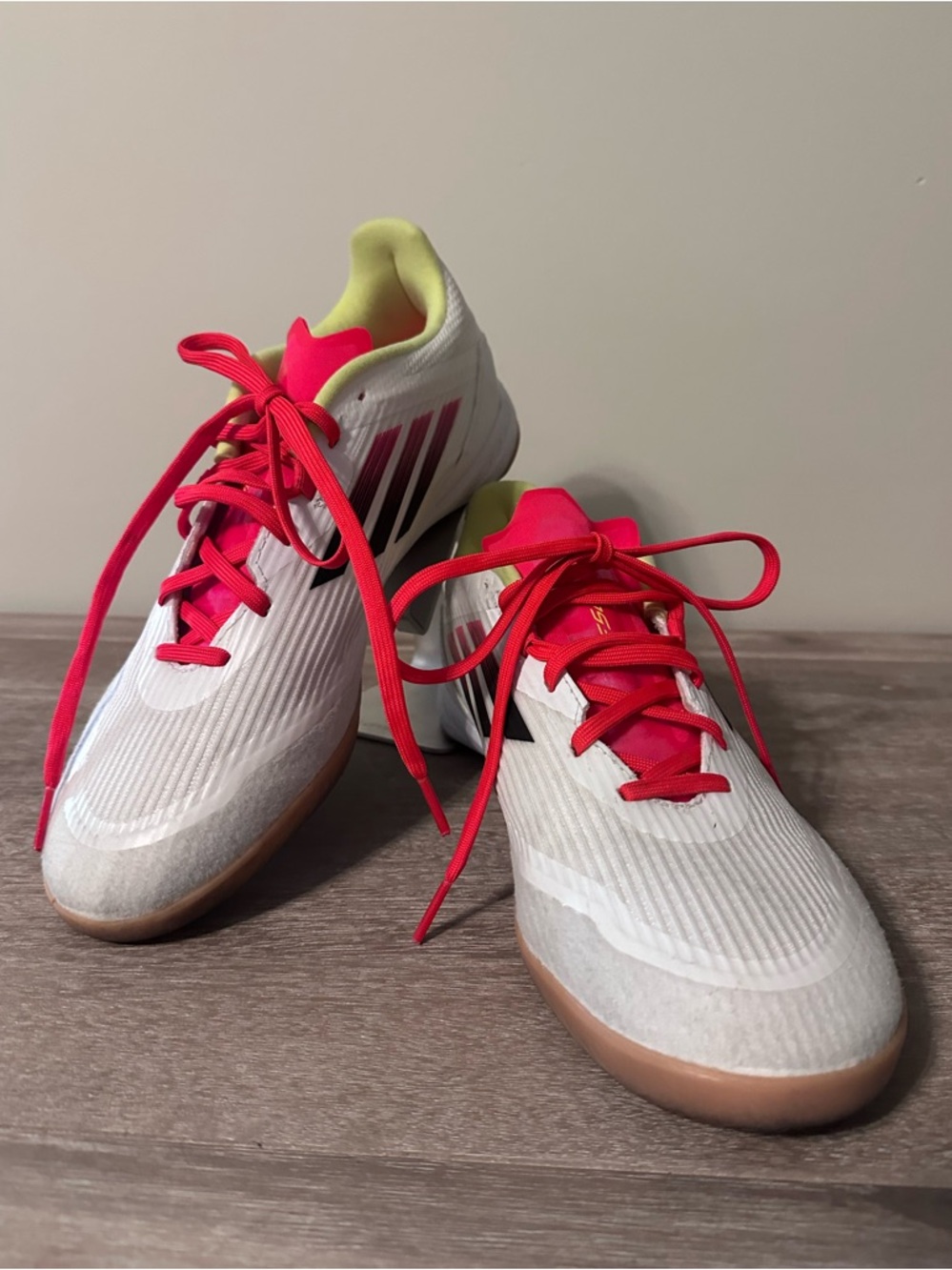 Adidas F50 White Indoor Soccer Cleats Indoor Football Men’s Size 9 Unisex Shoe